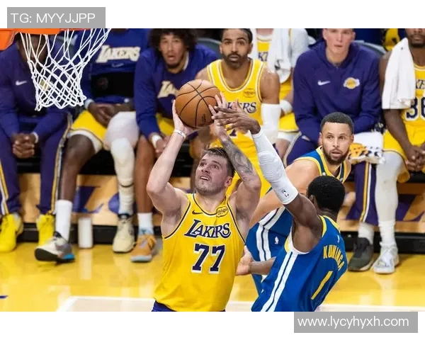 2013年湖人对阵勇士精彩比赛回顾及下载资源分享 2013年湖人对阵勇士精彩比赛回顾及下载资源分享